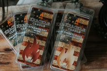 Load image into Gallery viewer, Krackle Wax Melts | Sweetgrass | 4 oz Scented Wax Melts | Made in The USA | Vanilla & Sugarcane Fragrance